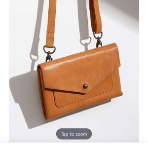 Noonday purse all leather like new